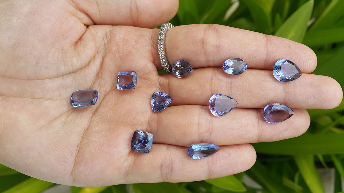 Tanzanite on sale stone jewellery