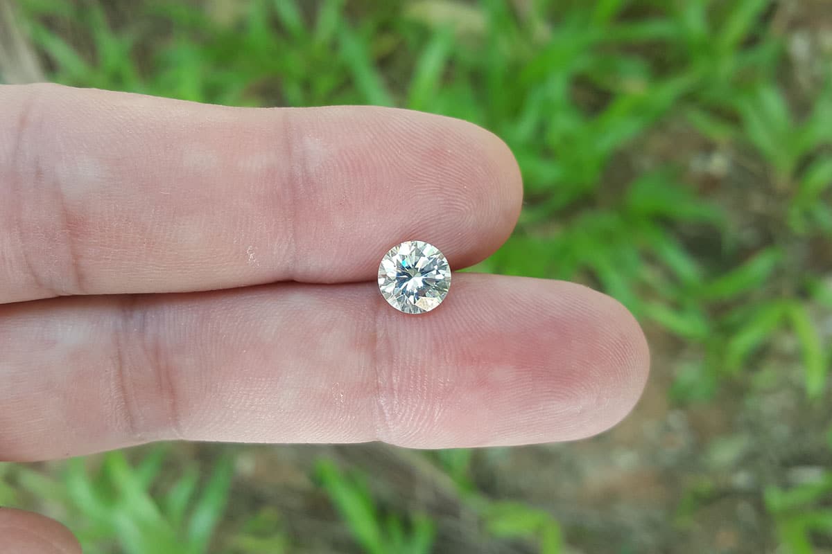 Natural deals moissanite price